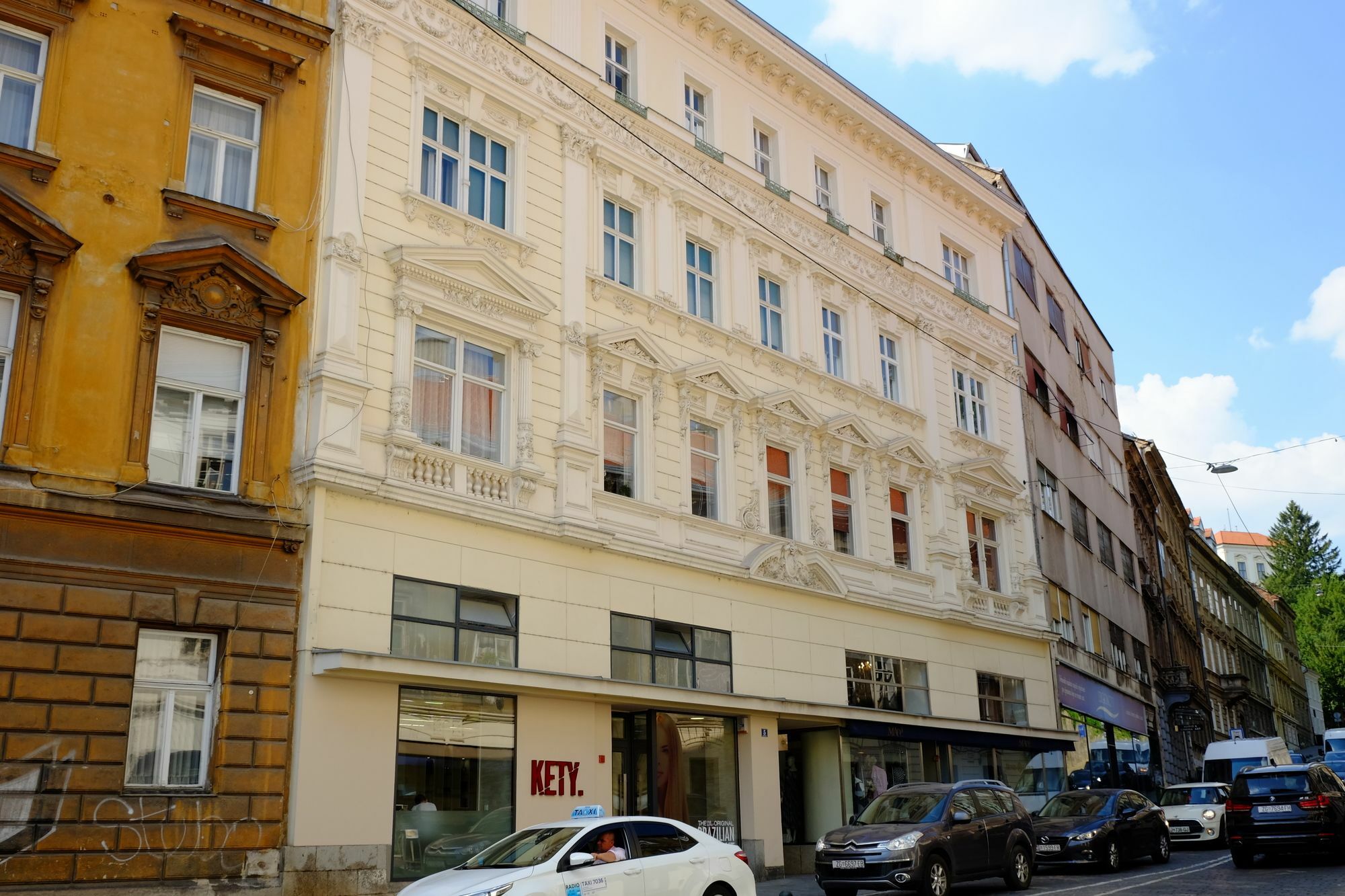 Zagreb Walking Street Hostel Exterior photo